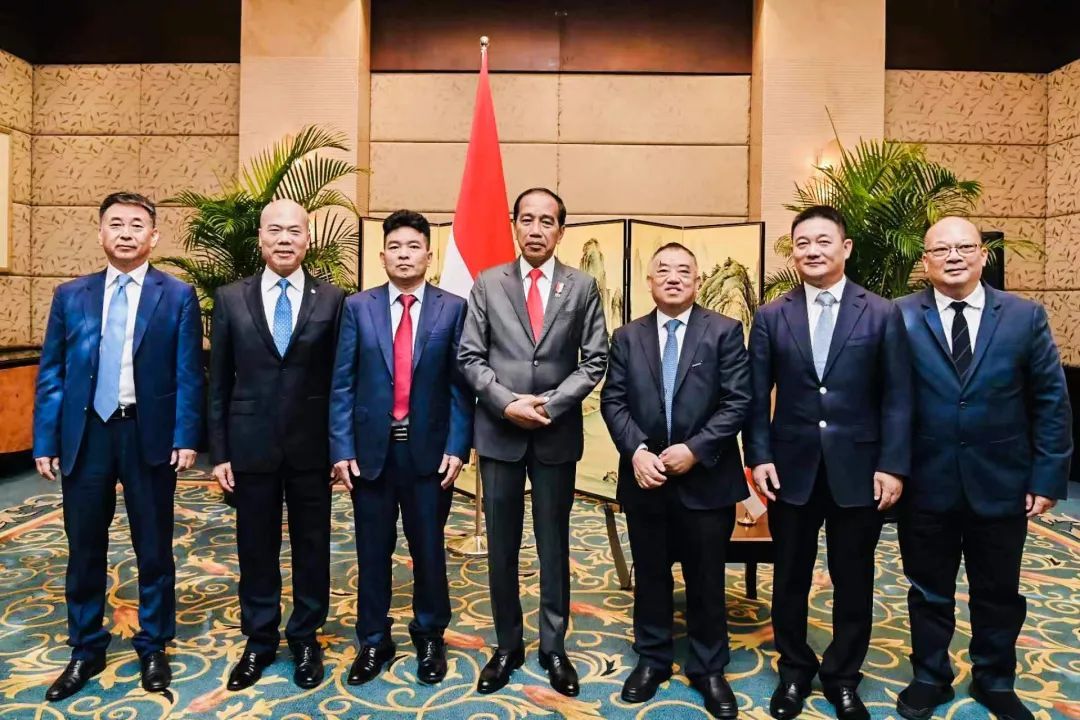 印尼總統(tǒng)商務圓桌會議在成都召開，中偉股份董事長鄧偉明受邀參會并發(fā)言